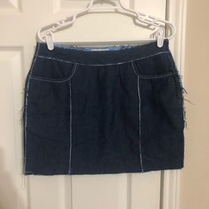 LAST CHANCE Distressed Denim Jean Skirt Size 10 Casual Blue Classic